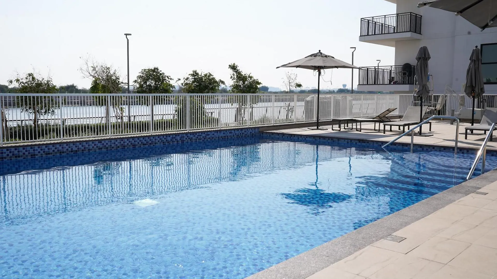 Daire Canal View 3 Bedroom Holiday Home With Balcony Abu Dabi